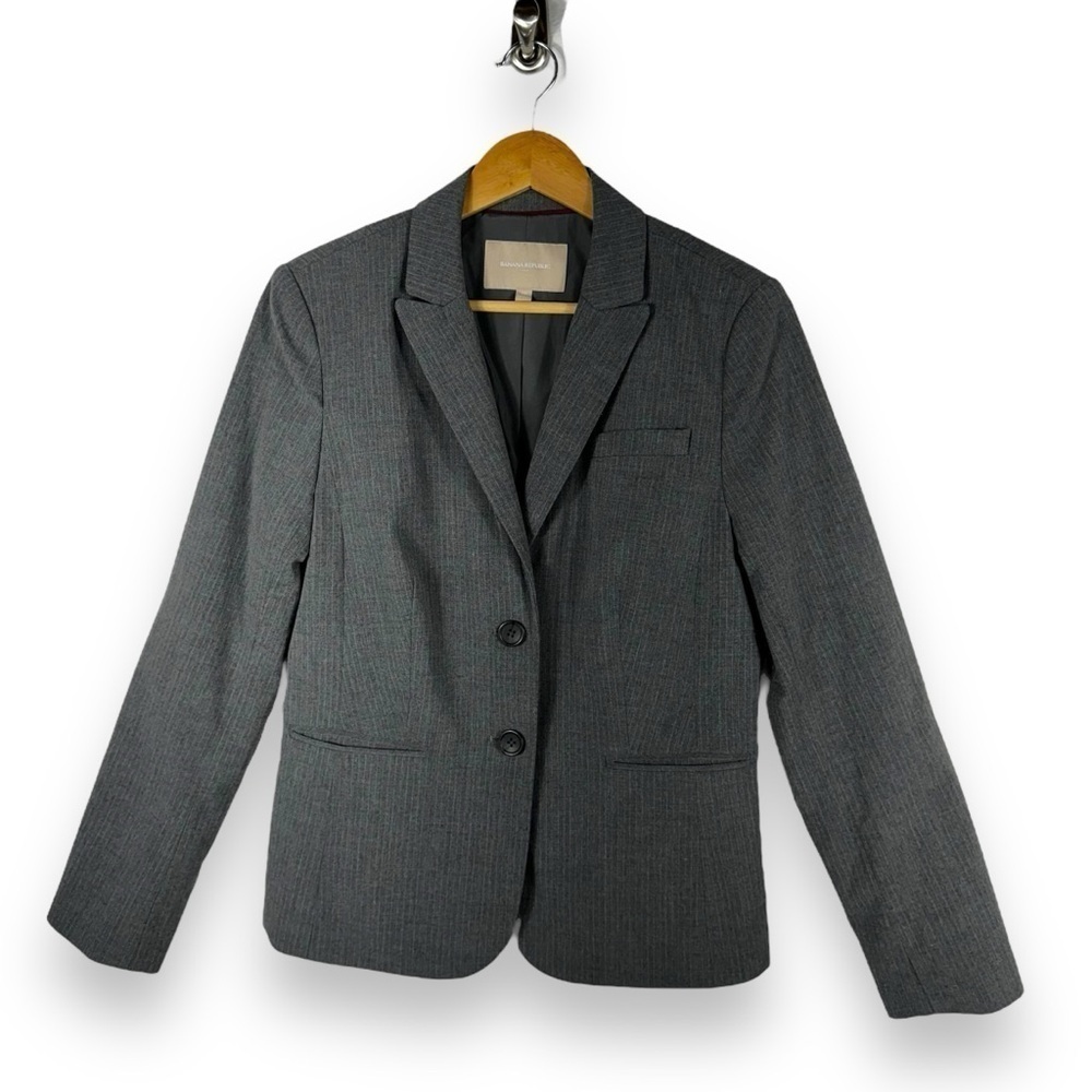 Banana Republic Factory Classic 2 Button Blazer, Grey Pinstripe, Size 10